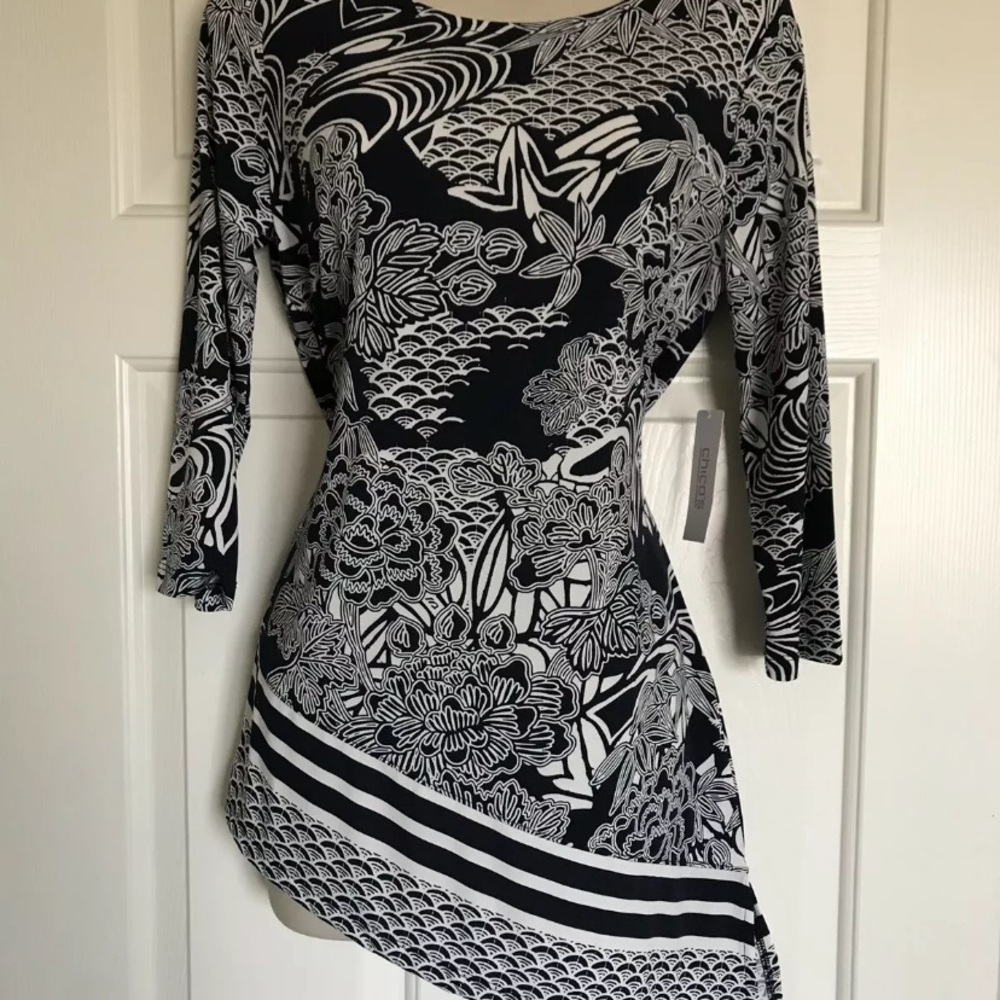 NWOT Chico’s Zen Garden Asymmetrical Top